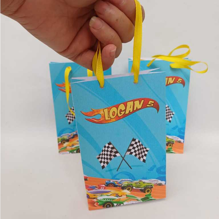 Sacolinha de Papel Simples 10x14 Personalizada Para Festa Moana Fundo do Mar Cinderela Mundo Bita Não e Pegue e Monte