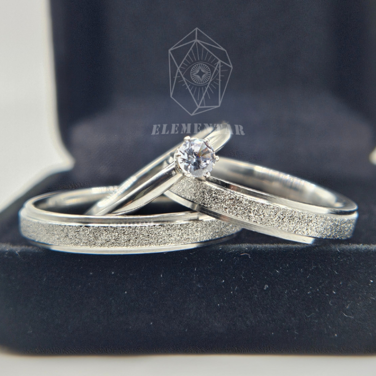 Par de Alianças Namoro Compromisso Chanfrada brilhante fina Aço Prata em Oferta na Shopee