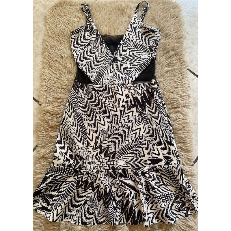 Vestido peplum Renner preto e branco lockhouse feminino tamanho PP
