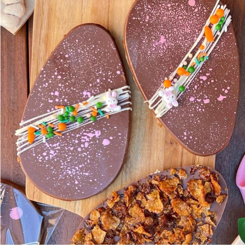 Forma Chocolate Páscoa OVO TABLETE 50g 100g 250g 500g Tradicional Simples BWB em Oferta na Shopee