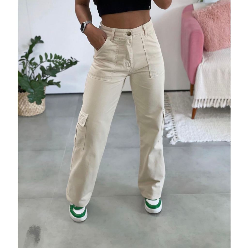 Calça jeans cargo cintura alta sem lycra