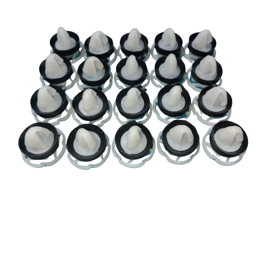 Grampos Presilhas Do Forro De Porta Renault Logan/Sandero/duster/oroch - kit 20pçs em Oferta na Shopee