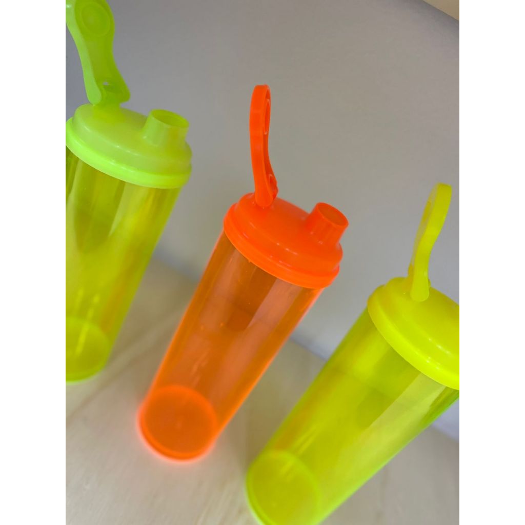 KIT COM 20 UNIDADES COPO LONG DRINK CRISTAL + TAMPA SQUEEZE 330ML