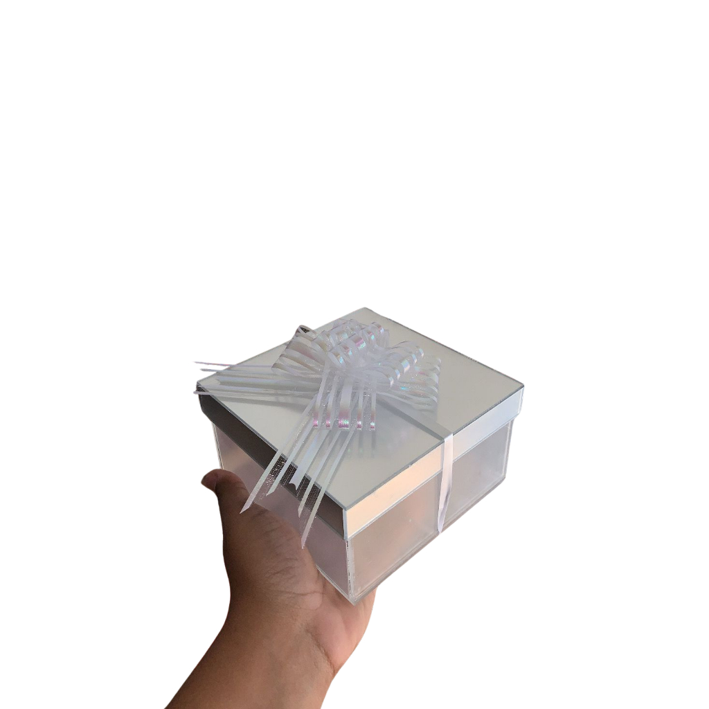Caixa de acrílico transparente com tampa espelhada 12x13x8 cm