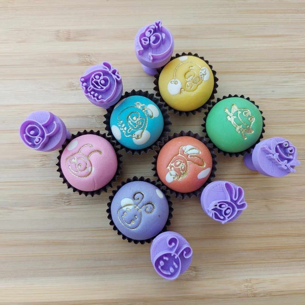 Carimbos para Doces Brigadeiro -  Galinha Musical em Oferta na Shopee