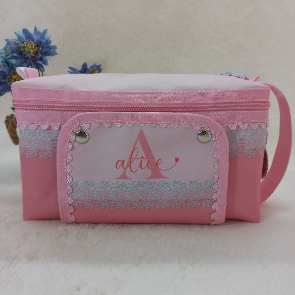 Nécessaire do Bebê - Porta Fraldas e Porta Lenços - Mamãe e Bebê - Troca do Bebê - Rosa/Renda