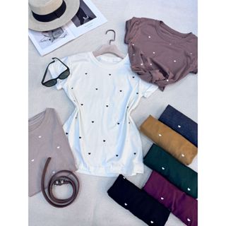 Camiseta blusa T-Shirt Feminina Algodão com bolinhas e pequenos corações, material de algodão casual e confortável em Oferta na Shopee