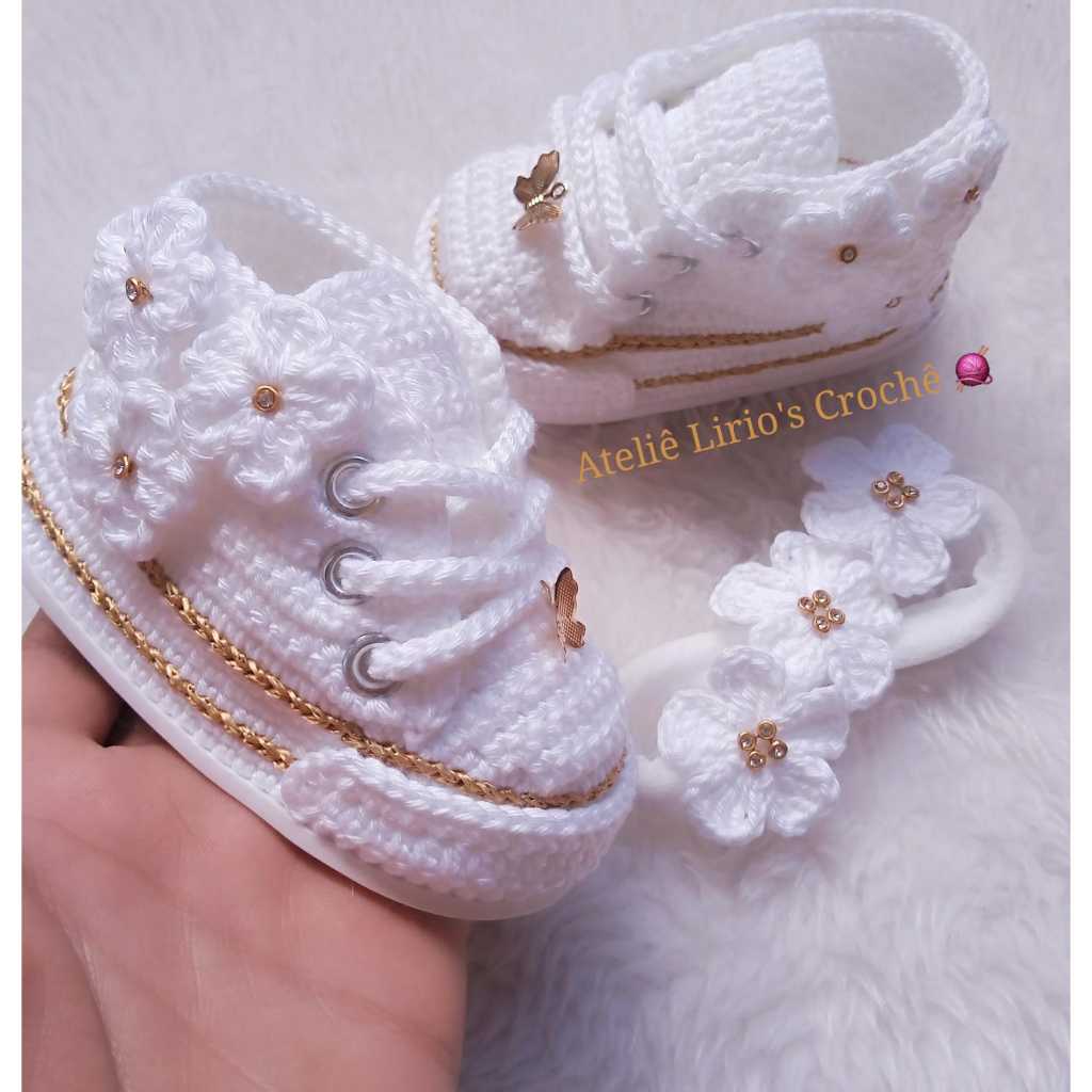 Tênis Com Tiara Flores de Crochê / Sapatinho de bebê