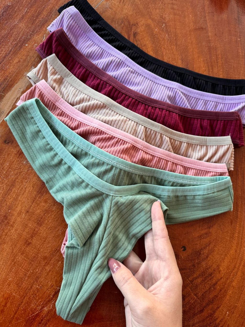 Kit Calcinhas Fio Empina Bumbum Ribaninha Qualidade e Conforto Forro de Algodão Não Marca PLUS SIZE em Oferta na Shopee