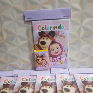 Mini livrinho de colorir + mini giz de cera no tema Masha e o urso modelo 2 em Oferta na Shopee