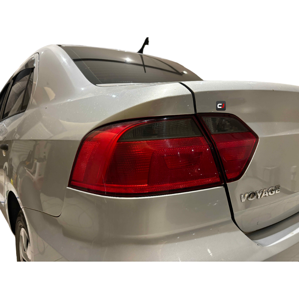 Adesivo Lanterna Fumê Volkswagen voyage 2013+ g6 g7 g8 em Oferta na Shopee