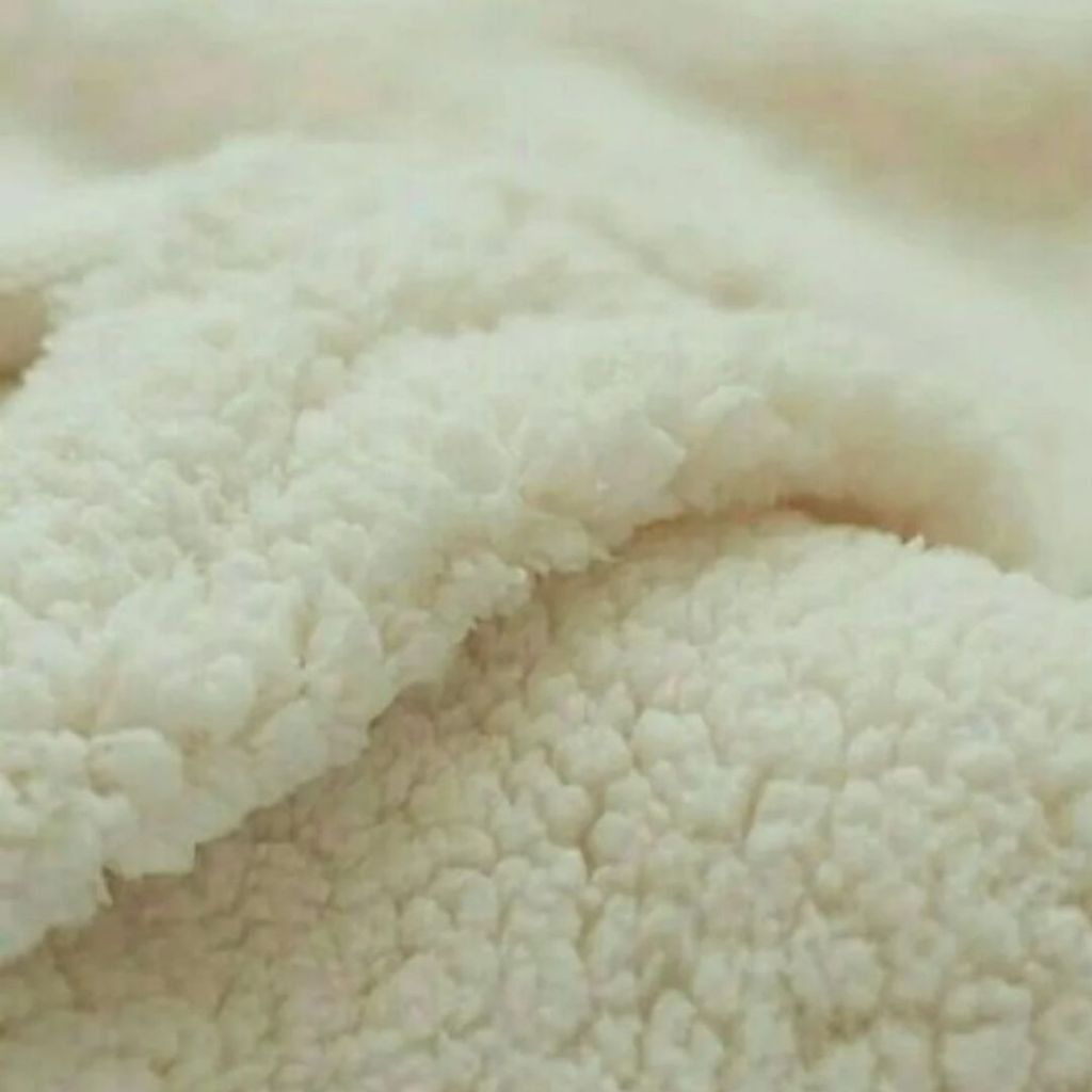 Tecido Carapinha Lã de Ovelha Pelúcia para Artesanato, Patchwork, Roupas - 0,50m x 1,60m em Oferta na Shopee