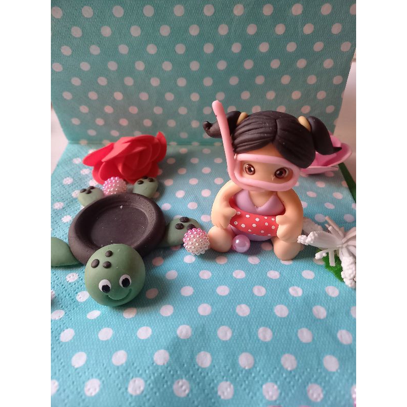 Menina mergulhadora de biscuit (6 peças)tema fundo do mar.