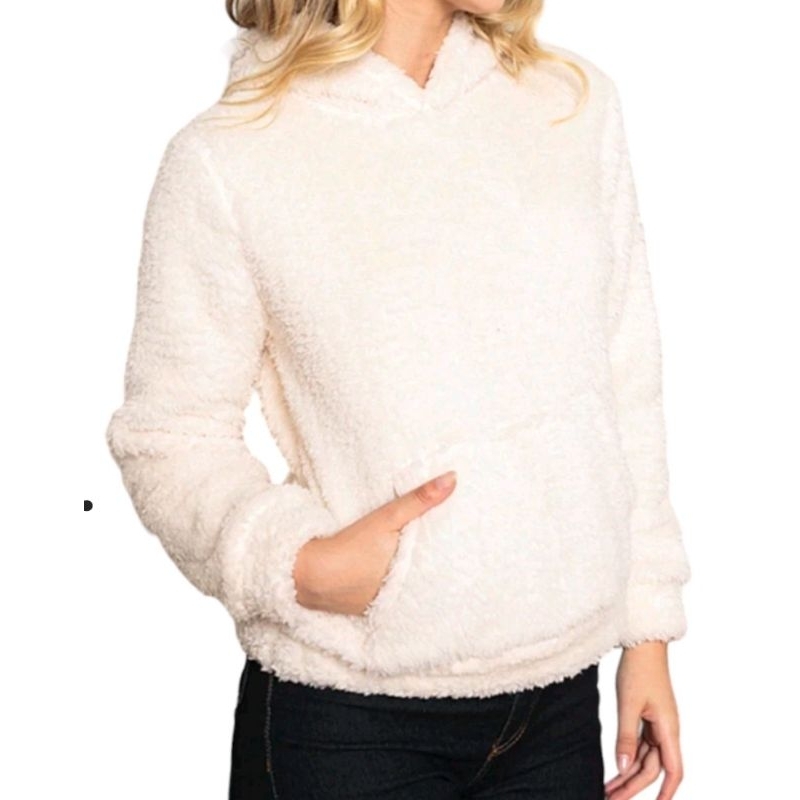 casaco teddy tudu fechado con capuz y bolso no frente ¡ não ten forro por dentro!