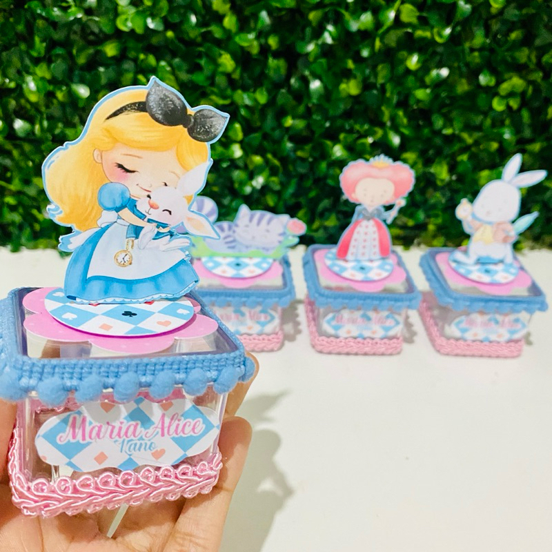 Kit 10 Caixas Acrílica 5x5 Alice no País das Maravilhas Lembrancinha Personalizada Luxo | Festa Infantil
