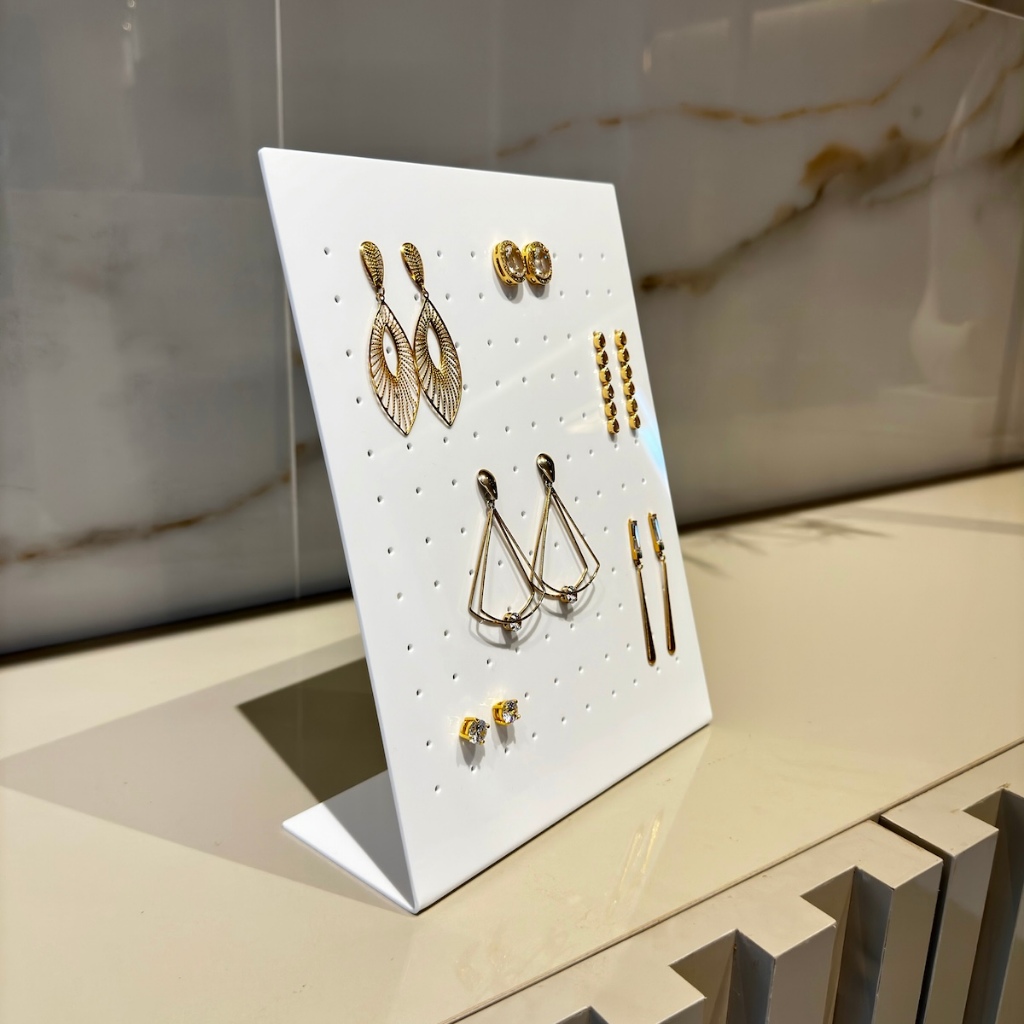 Suporte Expositor e Display Brincos com 120 Furos Jóias Bijuterias Semijoias Acessorios de Acrílico