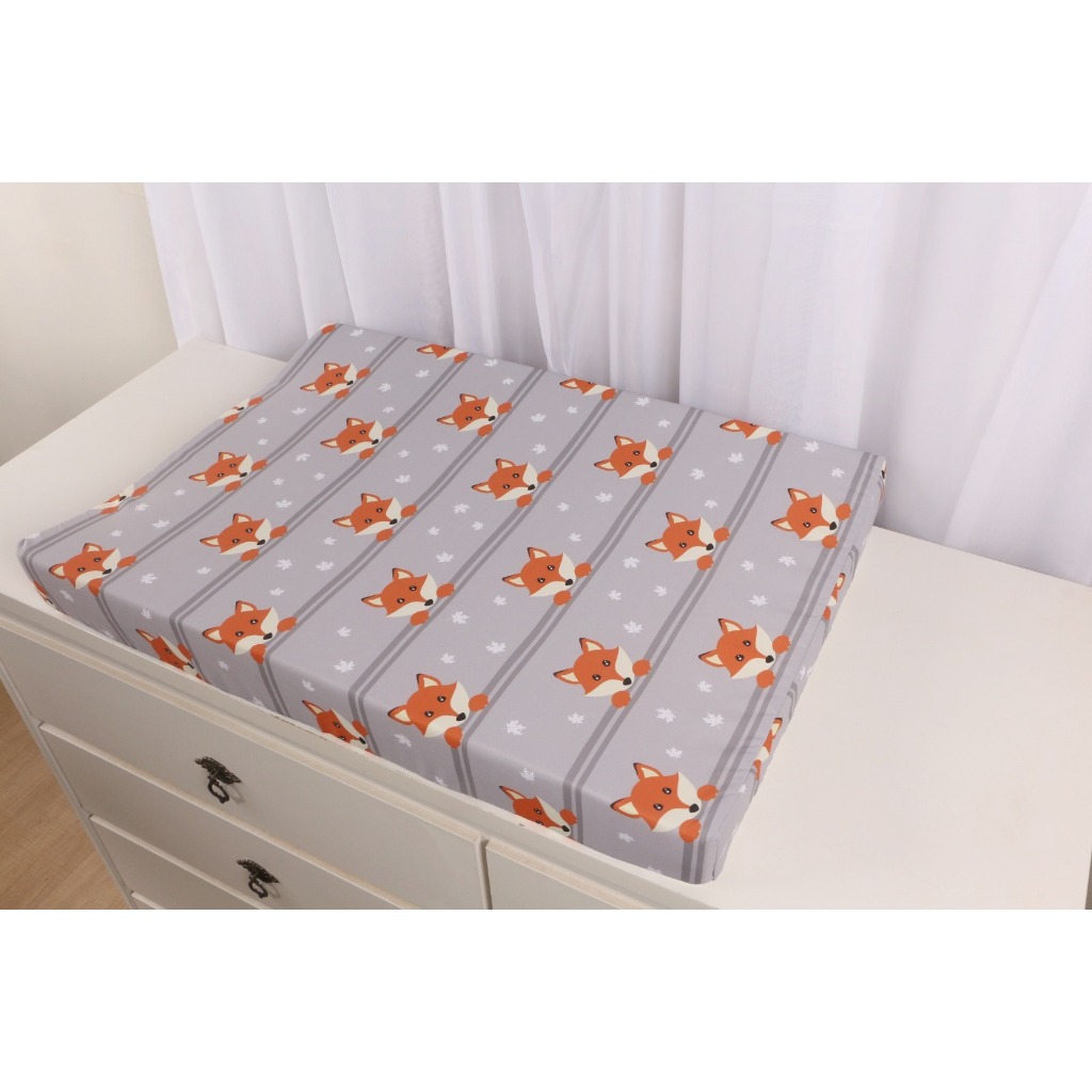 Trocador Anatômico Para Bebê Raposa Cinza