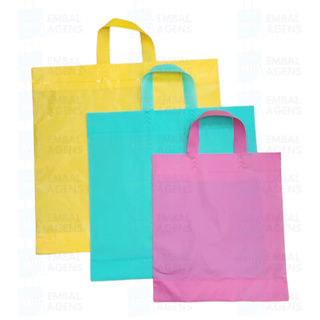 1kg Sacolas Plásticas - 30X45 / 40X50 / 45X55 - Alça Fita - Loja em Oferta na Shopee