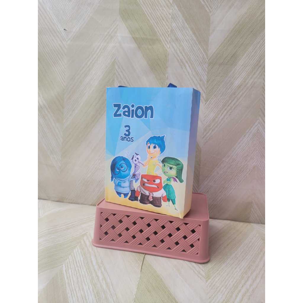 Sacolinha Divertidamente Personalizada / sacolinha surpresa / lembrancinhas festa infantil
