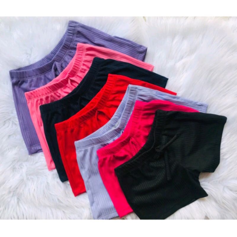 Kits 3 shortinhos adulto liso malha( canelada)e estampado em malha crepe (várias estampas) ideal para temporada primavera/verão ótimo para praia, piscina, treino em academia e até para dormir.i