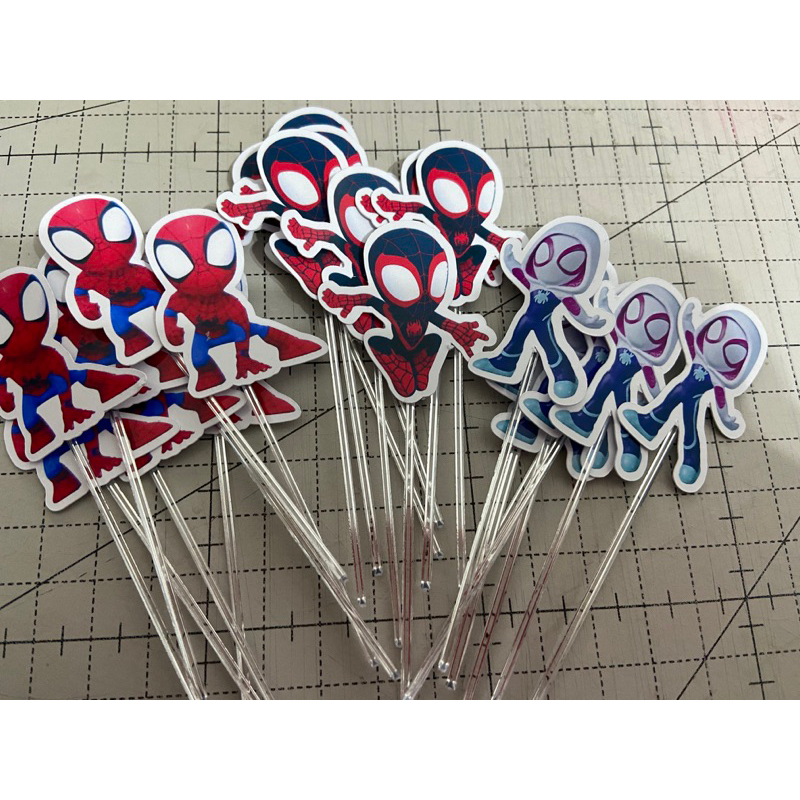 Topo Topper de  Docinhos no tema Homem Aranha Multiverso. Brigadeiro, Beijinho Festa Infantil