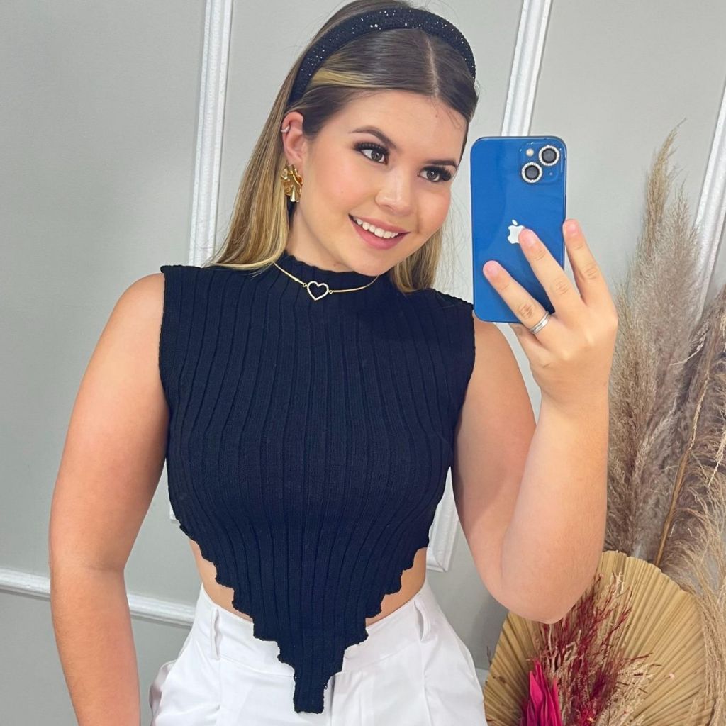 Cropped Blusinha Gola Blusa Feminina verão 2024 tendencia blogueira croped gola alta tricô moda tricot Trico