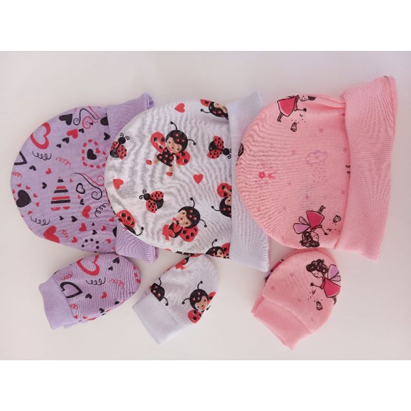 kit 6 toucas 6 pares de luvas estampadas