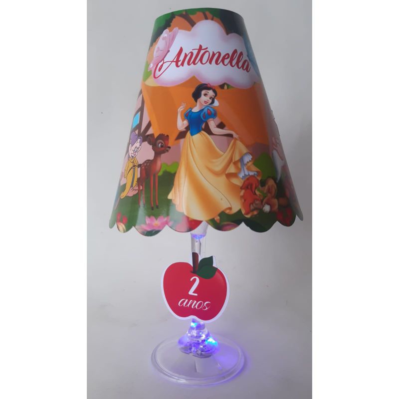 10 abajur na taça acrílica Branca de neve  ou qualquer outro  tema, lembrancinhas personalizadas, lembrancinhas de festa, abajur de festa, abajur de led, abajur personalizado, centro de mesa de festas, lembrancinhas personalizadas.