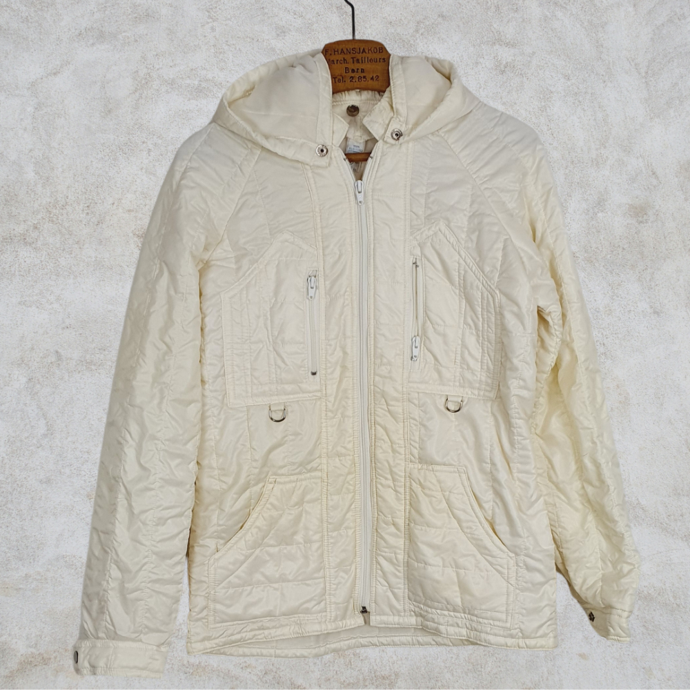 Jaqueta Japona Off White Vintage Anos 70 Brechó Nylon Esportiva Unissex