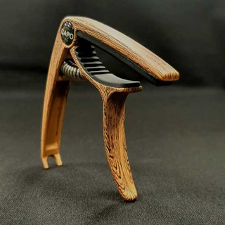 Capotraste de liga de zinco profissional para violão, guitarra, ukulele. Material resistente forte. Capotraste 2/1, com