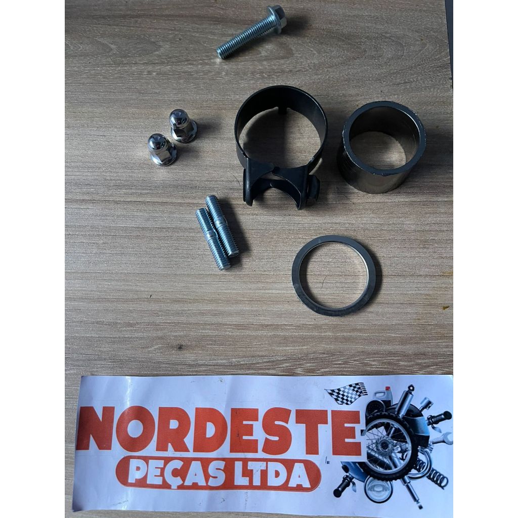 Abraçadeira escape cb 300 / xre 300 / tornado 250 + guarnição+ 2 prisioneiro + 2 porca escapamento anel cb300 xre300 Hon