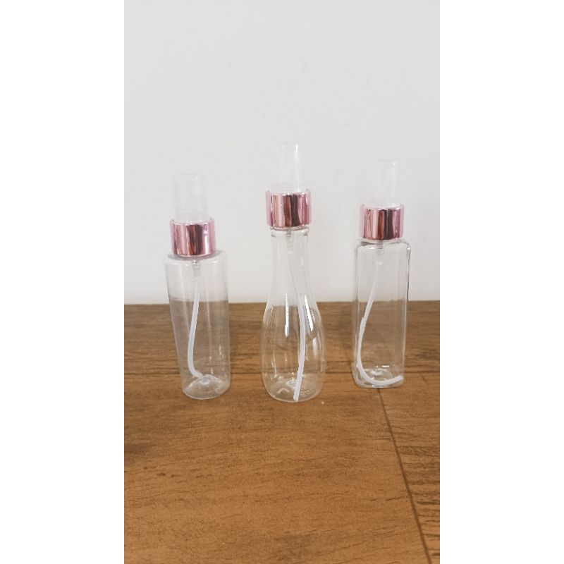 2 Frascos retangulares/boliche ou cone(PLÁSTICO) 60ml com válvula spray rosé gold.