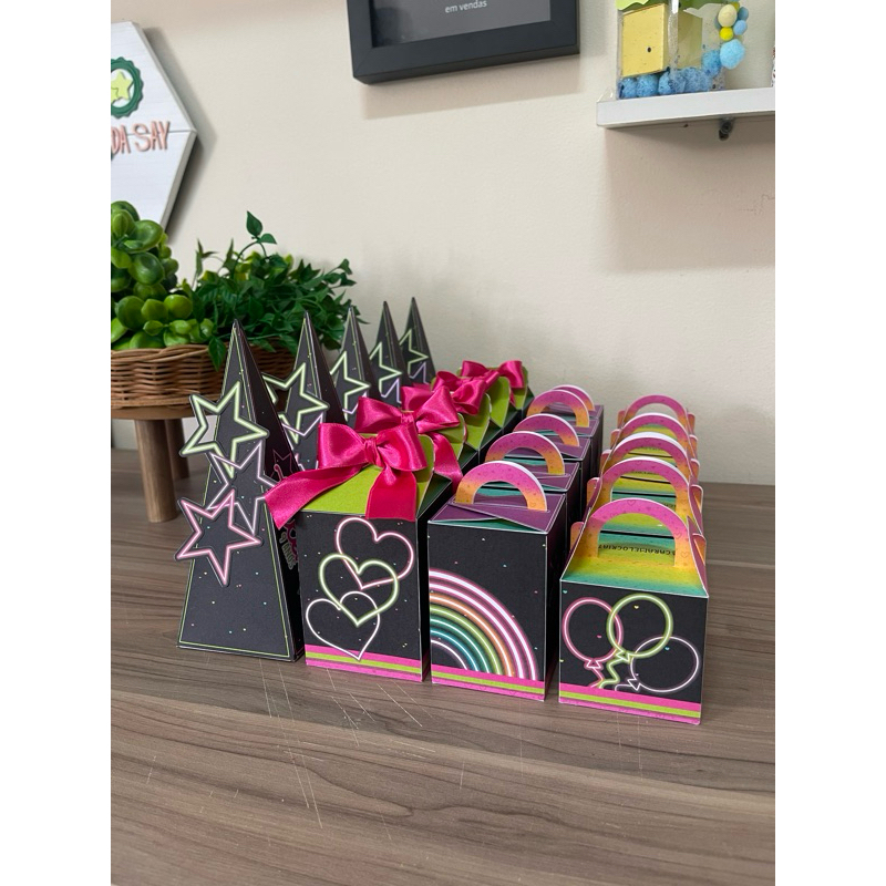 ENVIO RÁPIDO Kit Festa Menina Balada Neon Personalizado | Kit Pegue e monte balada neon personalizado