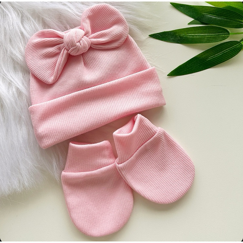 Kit Touca e Luva para Bebê de Maternidade em Oferta na Shopee