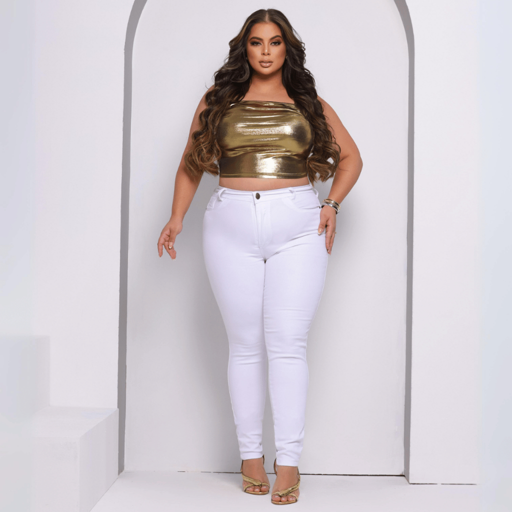 Calça Jeans Plus Size Feminina Branca Cintura Alta Lycra Strech Modela Corpo Bumbum 48 50 52 54 em Oferta na Shopee