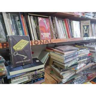 1 Quilo de Livros Usados Monte Sua Biblioteca Autores Temas Aleatórios Variados É Muito Barato por pouco Dinheiro em Oferta na Shopee