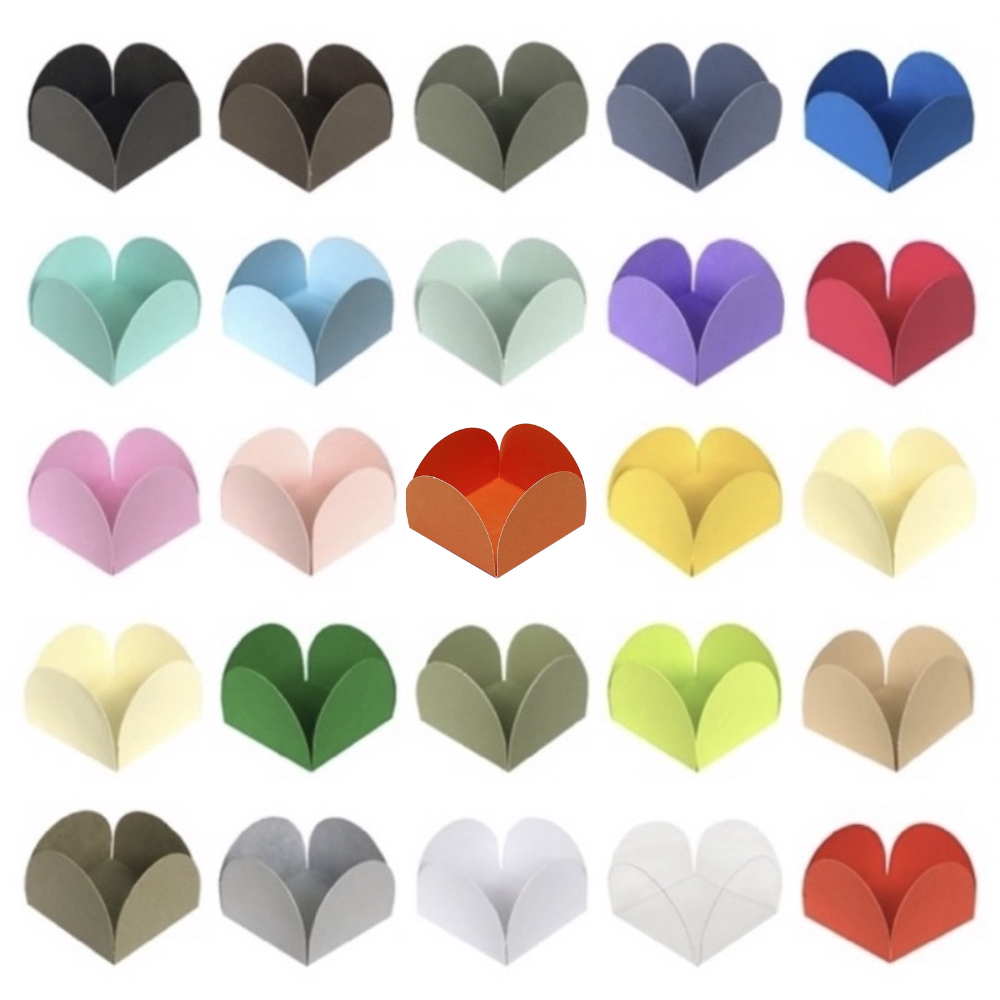 Forminha Mini Caixeta 4 Petala Redonda P/Brigadeiro C/40 Unidades em Oferta na Shopee