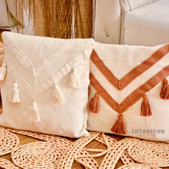Capa de Almofada Fita Pompom Doha Chique Boho Decorativa Sofá