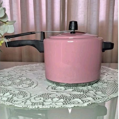 Panela de Pressão 4,5L Rosa Bebê tradicional em Oferta na Shopee