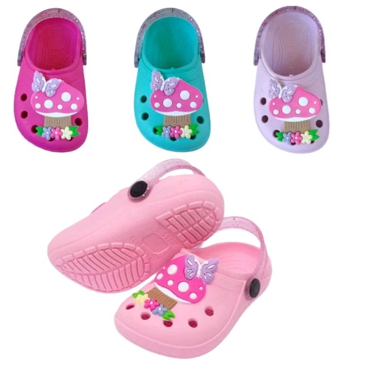 Sandália Babuche enfeite cogumelo florido correia de gliter