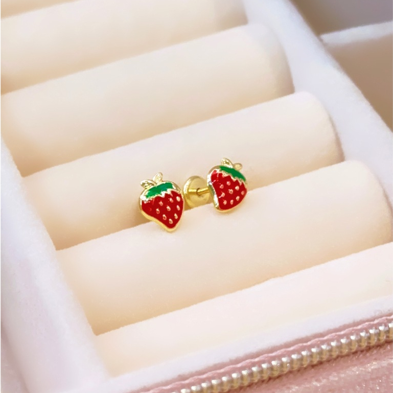 Brinco Infantil Morango Resinado Folheado a Ouro 18K ou Folheado a Prata - Hipoalergênico com Tarraxa Baby de Segurança