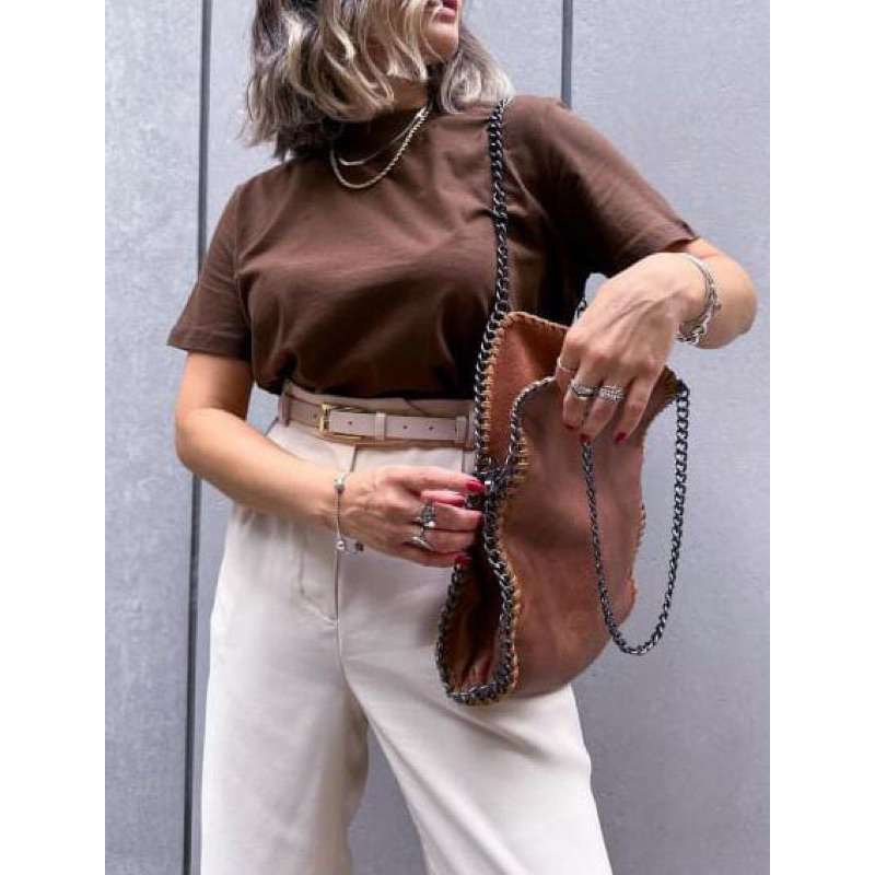 CAMISETA BÁSIC GOLA ALTA em Oferta na Shopee