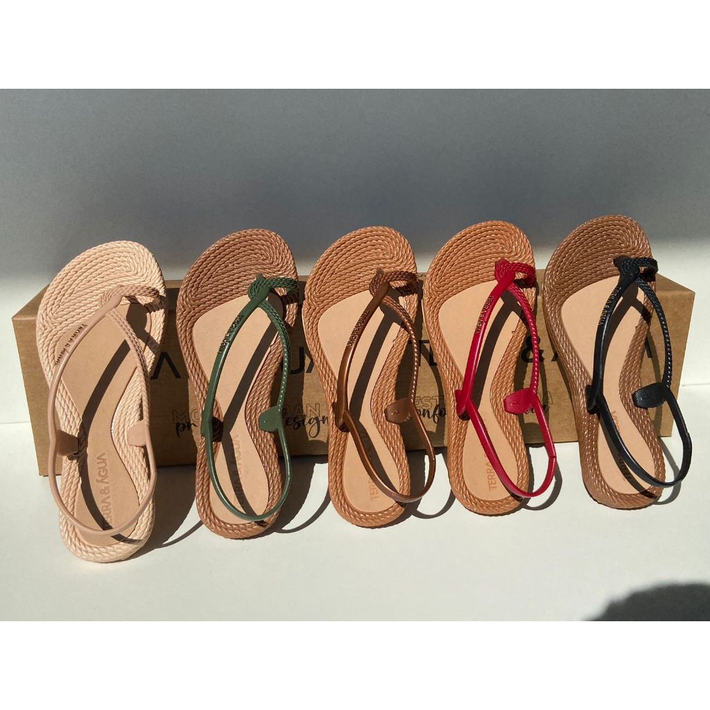 Sandália Feminina Rasteira Baixa Terra e Agua Havaí Moda Praia Verão Leve Elegante e Confortável