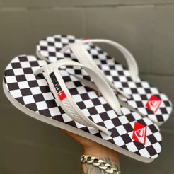 CHINELO SANDALIA QUIKSILVER XADREZ BRANCO ADULTO E INFANTIL