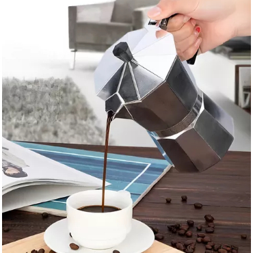 Cafeteira Modelo Italiana em Alumínio 06 Xícaras Café Saboroso Expresso Cafeteira Portátil Prática.