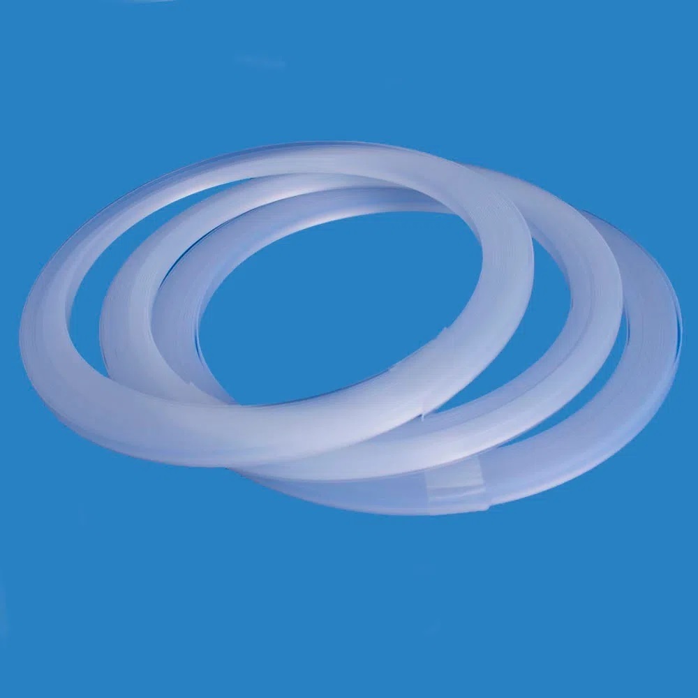 Barbatana Plástica Larga 7mm x 50 m Transparente