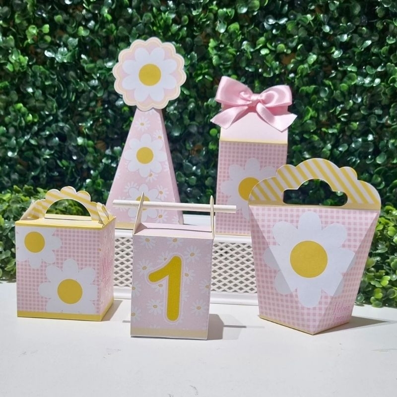 Personalizados Margaridas Rosa e Amarelo/Rosa.  Pegue e Monte Lembrancinha Caixinhas Personalizada . Kit Festa Infantil