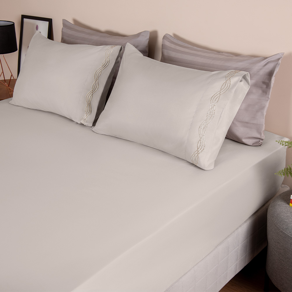 Jogo de Cama Casal 3 Peças Micro Percal 300 Fios Bordado - BF Colchões - Home & Living
