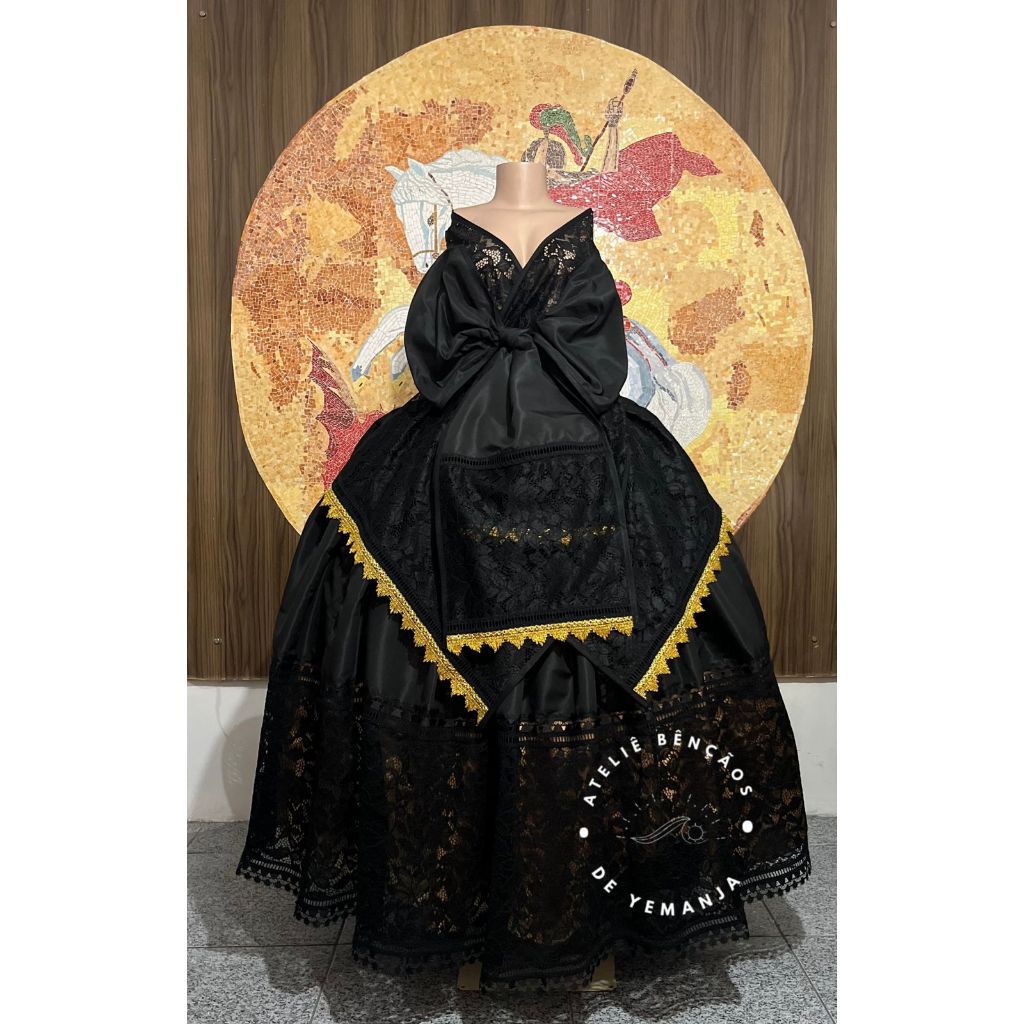 Conjunto de luxo Pombagira em renda Preta/Vermelha e detalhes Dourados (saia, pano de cabeça e pano da costa)