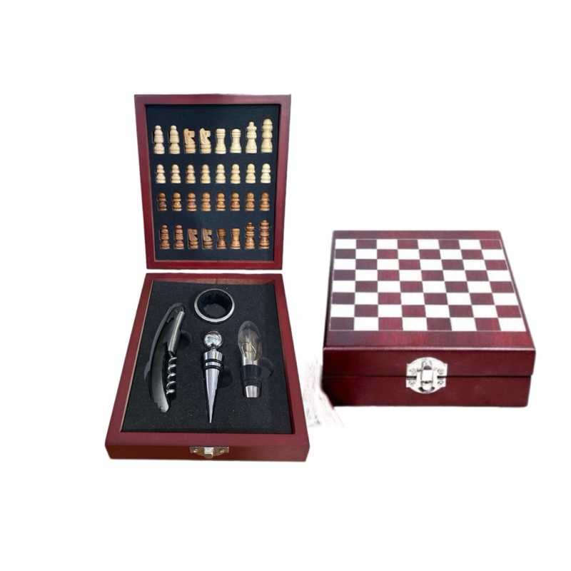 Kit Abridor De Vinho 4 Peças E Jogo Xadrez De Madeira